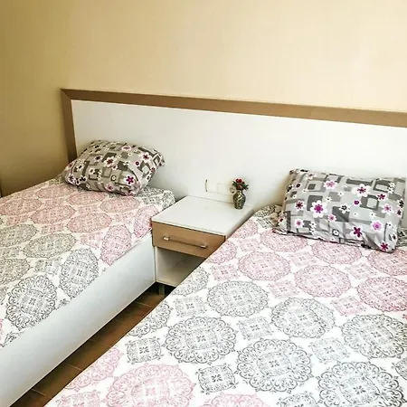 Ileri * グムルドゥル