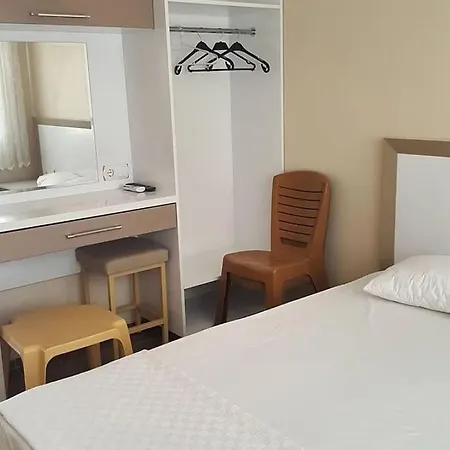 מלון Ileri 3*
