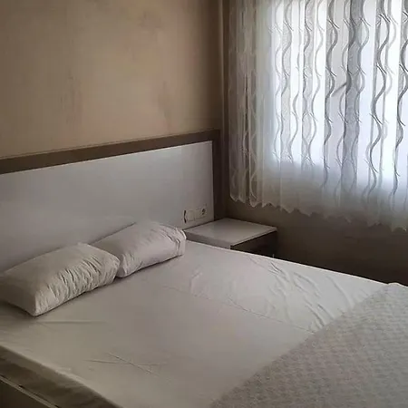 Ileri Szálloda 3*