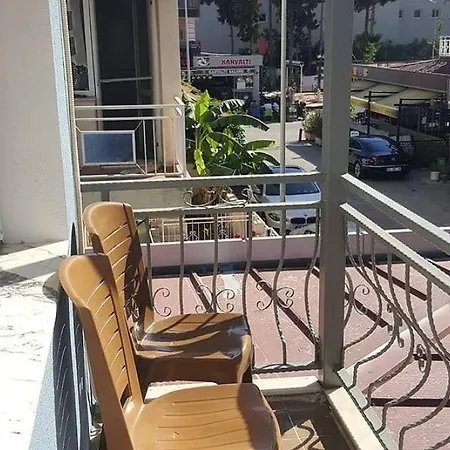 Ileri Gümüldür